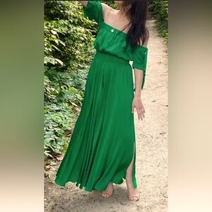 MILLY 'Zoey' Maxi Dress In Emerald Color Silk Blend Off-Shoulders Size 6